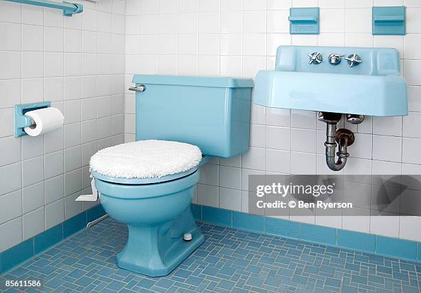 bathroom - blue bathroom stock-fotos und bilder