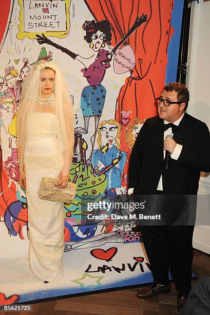 Alber Elbaz and Anna de Rijk attend the launch party of the French Fashion House 'Lanvin', at Lanvin on March 26, 2009 in London, England.