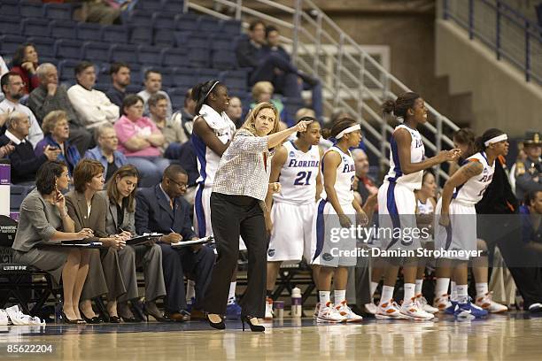 Playoffs: Florida head coach Amanda Butler during game vs Temple. Storrs, CT 3/22/2009 CREDIT: Damian Strohmeyer