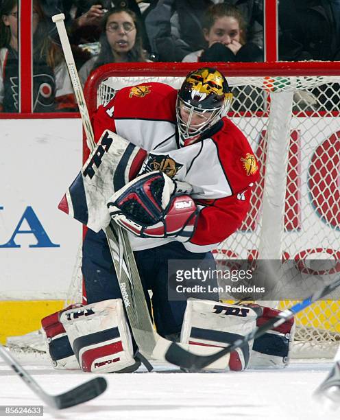 Craig Anderson of the Florida Panthers makes a save against the Philadelphia Flyers on March 26, 2009 at the Wachovia Center in Philadelphia,...