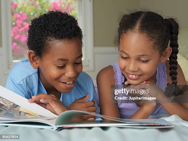 Sharing Books Kids Sharing Books
