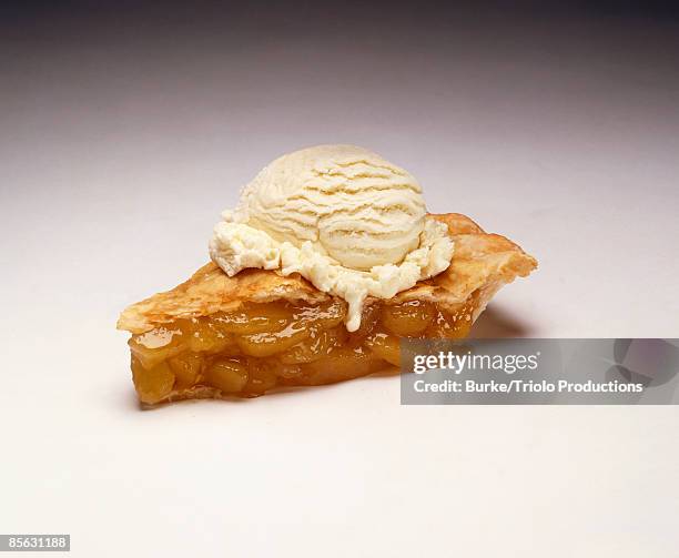 apple pie a la mode - apple pie ストックフォトと画像