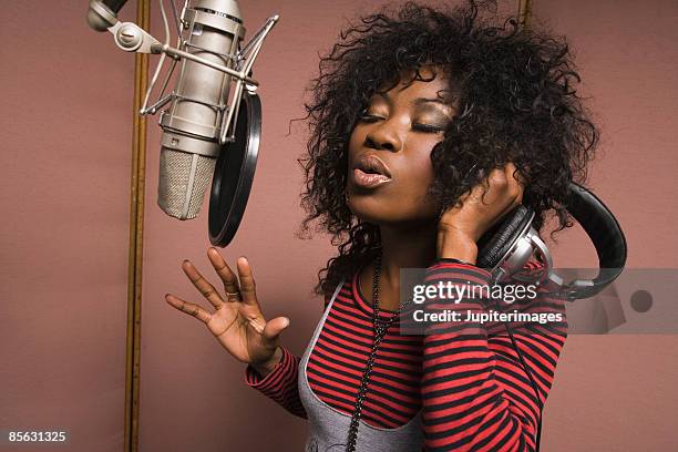 Writing Sign Singer 1,921 Recording Studio Signs Stock Photos, High-Res Pictures, and ...