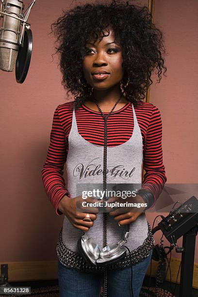 Shy Singer 957 Singer Shy Stock Photos, High-Res Pictures, and Images - Getty Images