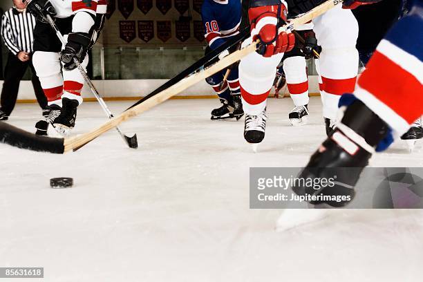 hockey game - ice hockey stockfoto's en -beelden