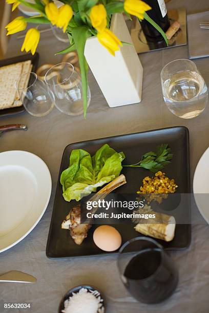 seder ritual foods - karpas stockfoto's en -beelden