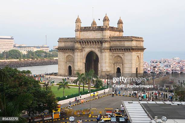 gateway of india, mumbai, india - porta da índia imagens e fotografias de stock