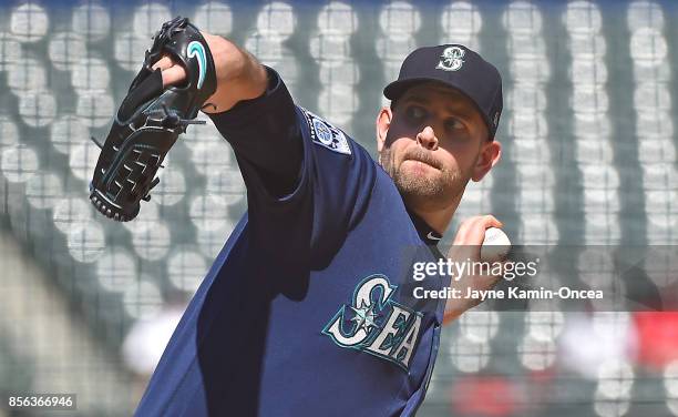 Andrew Albers of the Seattle Mariners pitches in the second inning of the game against the Los Angeles Angels of Anaheim at Angel Stadium of Anaheim...