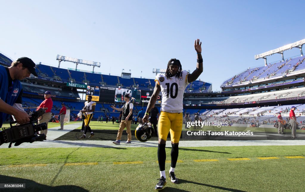 Pittsburgh Steelers v Baltimore Ravens
