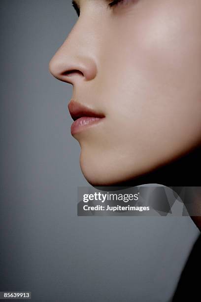 profile of woman's face - human nose stockfoto's en -beelden