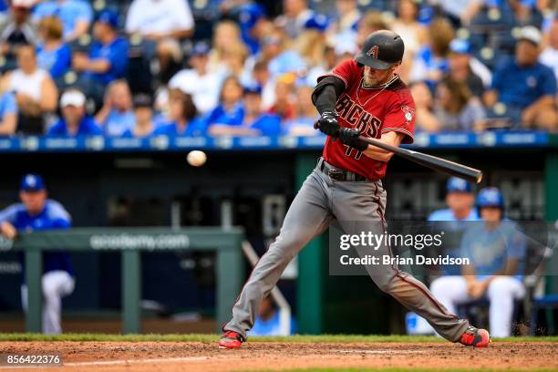 Jeremy Hazelbaker of the Arizona Diamondbacks hits a RBI single during the ninth inning against the Kansas City Royals at Kauffman Stadium on October...