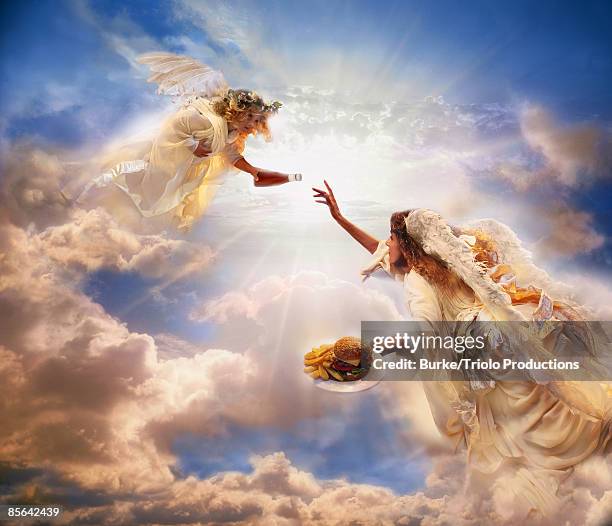 angels with hamburger and fries - touched by an angel stockfoto's en -beelden