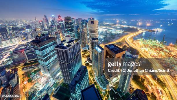 don't look down - singapore stockfoto's en -beelden