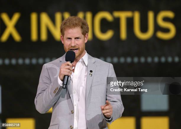 Prince Harry attends the Closing Ceremony on day 8 of the Invictus Games Toronto 2017 at the Air Canada Centre on September 30, 2017 in Toronto,...
