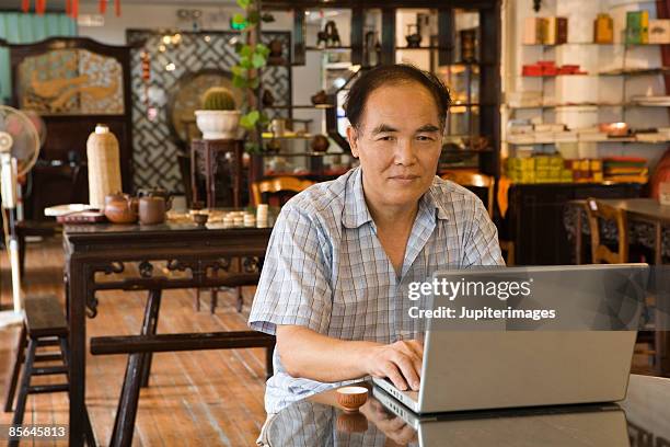 Computer. Man Tea 331 Shanghai Tea House Stock Photos, High-Res Pictures, and Images ...