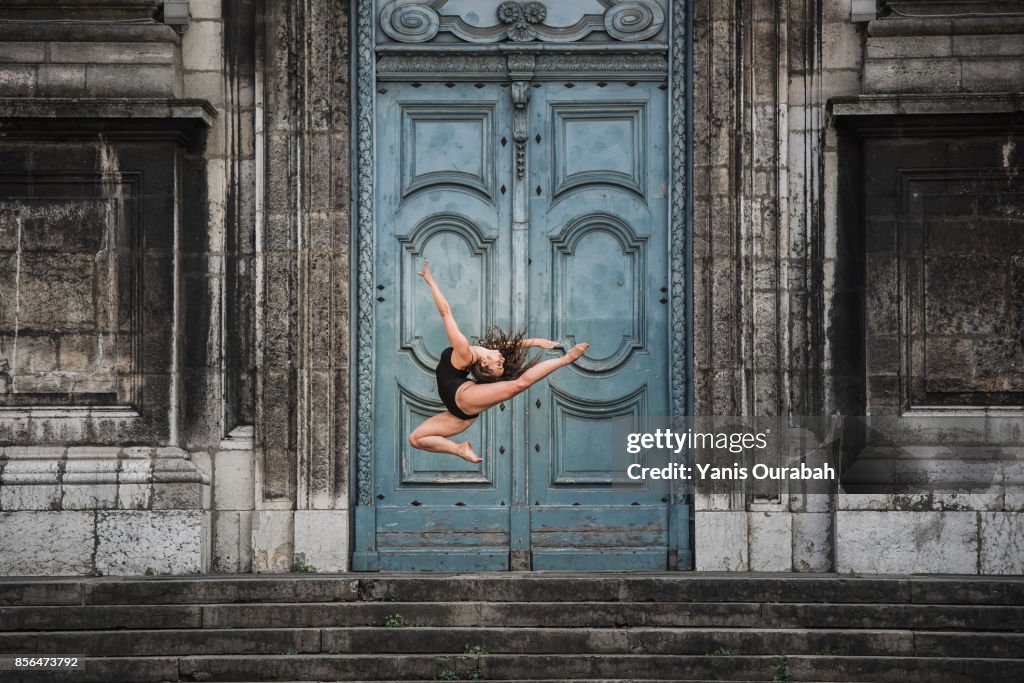 Female ballet dancer dancing in Lyon, France