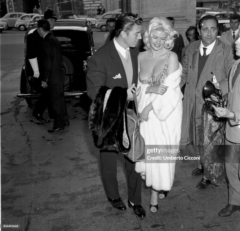 Jayne Rome American actress Jayne Mansfield and actor Mickey Hargitay in Via ...