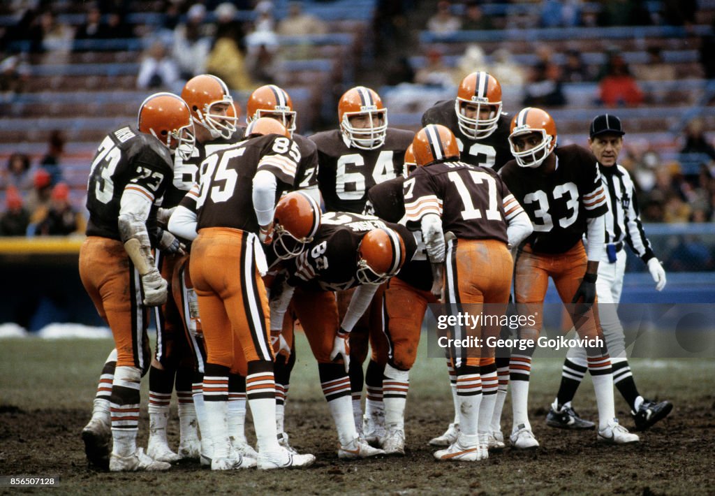 Cleveland Browns Huddle