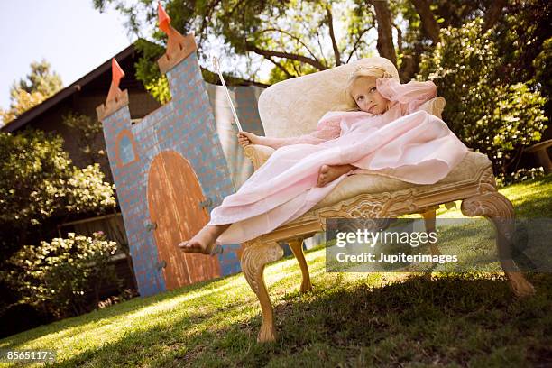 pouting princess and castle - beautiful barefoot girls imagens e fotografias de stock