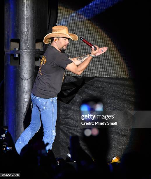 Recording artist Jason Aldean performs during the Route 91 Harvest country music festival at the Las Vegas Village on October 1, 2017 in Las Vegas,...