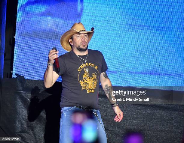 Recording artist Jason Aldean performs during the Route 91 Harvest country music festival at the Las Vegas Village on October 1, 2017 in Las Vegas,...