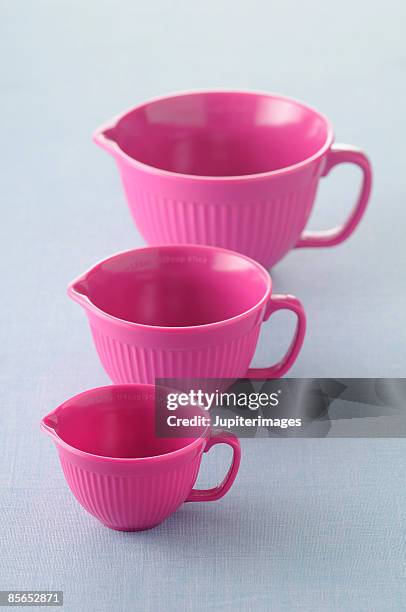 measuring cups - measuring cup imagens e fotografias de stock