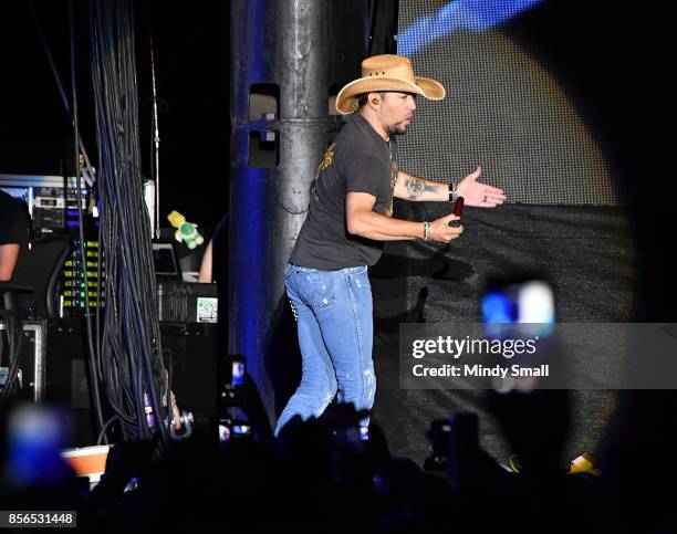 Recording artist Jason Aldean performs during the Route 91 Harvest country music festival at the Las Vegas Village on October 1, 2017 in Las Vegas,...