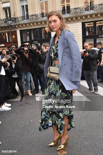 Arizona Muse is seen arriving at Stella McCartney show during Paris Fashion Week on October 2, 2017 in Paris, France.