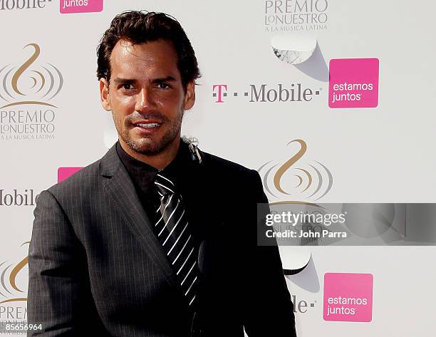 Cristian de la Fuente attends the T-Mobile's red carpet fan experience at Premio Lo Nuestro a la Musica Latina at BankUnited Center on March 26, 2009...