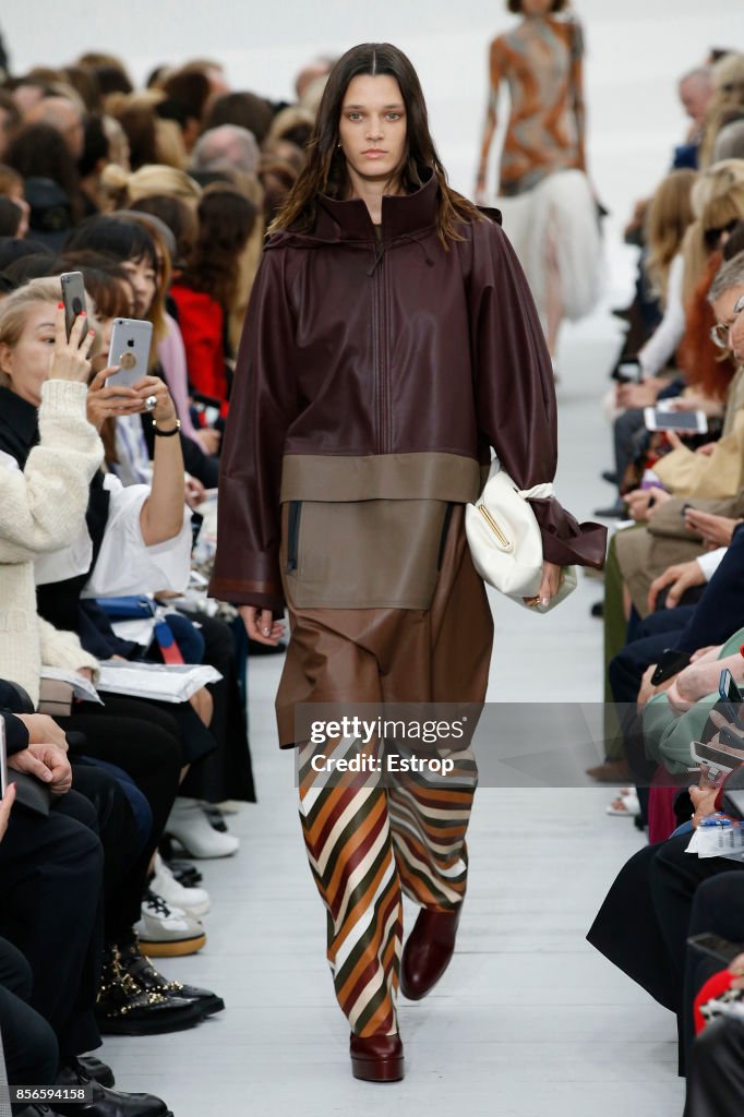 Celine : Runway - Paris Fashion Week Womenswear Spring/Summer 2018