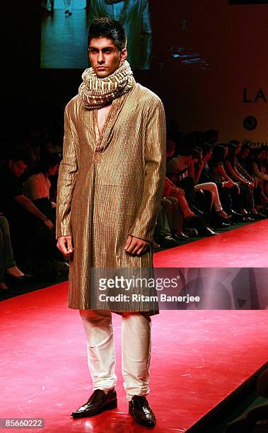 Model walks the runway at the Skoda Superb's Manish Malhotra show during the Lakme India Fashion Week Autumn/Winter 2009 at Grand Hyatt on March 27,...