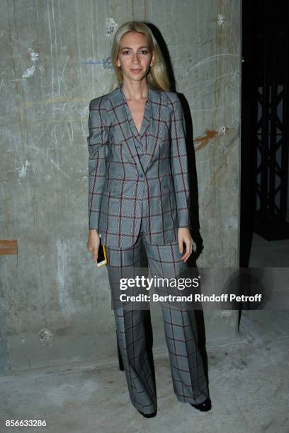 Sabine Getty attends the Giambattista Valli show as part of the Paris Fashion Week Womenswear Spring/Summer 2018 on October 2, 2017 in Paris, France.