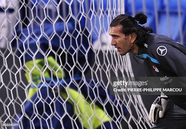 Goalkeeper of the Turkish football team Rustu Recber looks on during a training session in Madrid, on March 27 on the eve of a FIFA World Cup South...