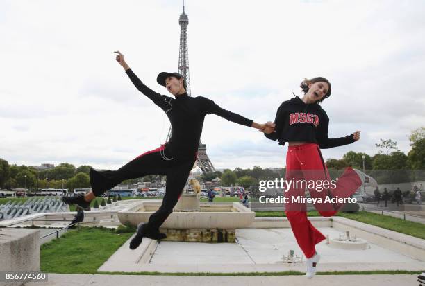 Models, Dilone and Anna Hagood seen during Paris Fashion Week Womenswear Spring/Summer 2018 on October 2, 2017 in Paris, France.