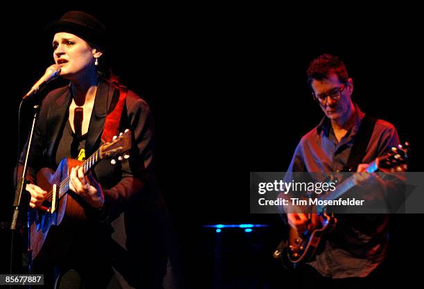 Madeleine Peyroux performs in support her Bare Bones release at the Palace of Fine Arts on March 27, 2009 in San Francisco, California.