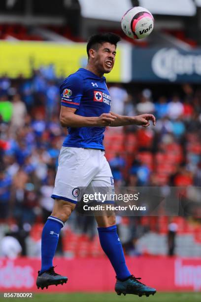 Francisco Silva of Cruz Azul heads the ball during the 12th round match between Pumas UNAM and Cruz Azul as part of the Torneo Apertura 2017 Liga MX...