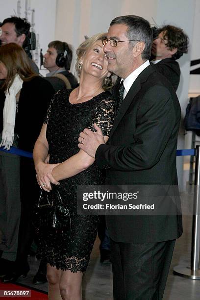 Host Sabine Christiansen and husband Norbert Medus attend the 'Steiger Awards 2009' at Jahrhunderthalle on March 28, 2009 in Bochum, Germany.