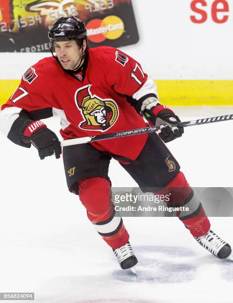 David Legwand of the Ottawa Senators plays in a game against the Florida Panthers at Canadian Tire Centre on February 21, 2015 in Ottawa, Ontario,...