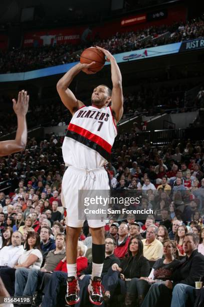 Brandon Roy of the Portland Trail Blazers goes up for a shot during a game against the Memphis Grizzlies on March 28, 2009 at the Rose Garden Arena...