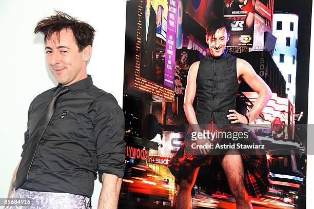 Actor Alan Cumming attends the exhibition opening of "Alan & Me" at the Chashama Gallery on March 28, 2009 in New York City.