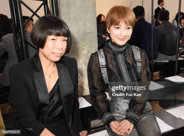 Angelica Cheung from Vogue China and Wu Xin attend the Schiatzy Chen show as part of the Paris Fashion Week Womenswear Spring/Summer 2018 on October...