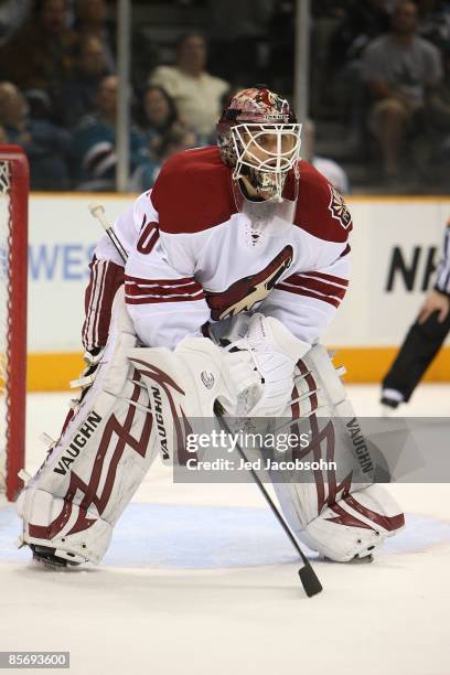 Ilya Bryzgalov of the Phoenix Coyotes looks on against the San Jose Sharks during an NHL game on March 28, 2009 at HP Pavilion at San Jose in San...