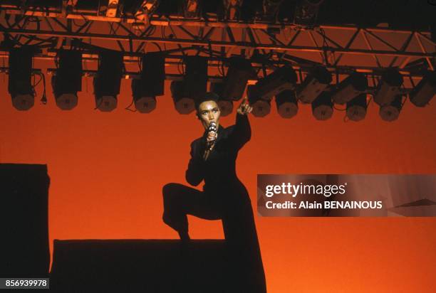 Grace Jones on stage at Olympia music hall on December 02, 1988 in Paris, France.