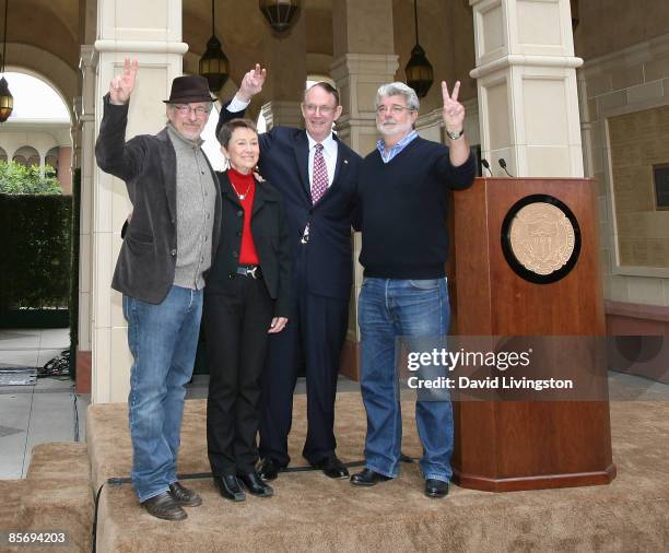 Steven Sample 79 Steven Sample Photos & High Res Pictures - Getty Images