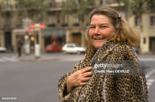 Close up de l'ecrivaine australienne Colleen McCullough le 9 novembre 1990 a Paris, France.