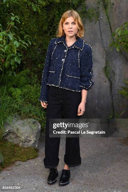 Clemence Poesy attends the Chanel show as part of the Paris Fashion Week Womenswear Spring/Summer 2018 on October 3, 2017 in Paris, France.