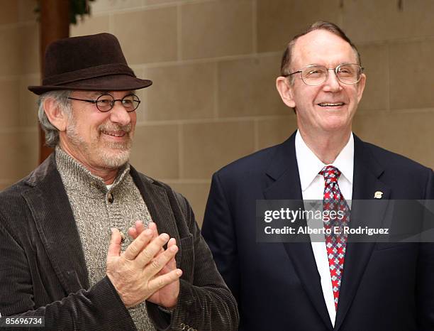 Steven Sample Steven Sample Photos and Premium High Res Pictures - Getty Images