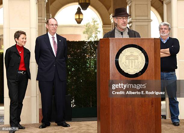 Steven Sample Steven Sample Photos and Premium High Res Pictures - Getty Images