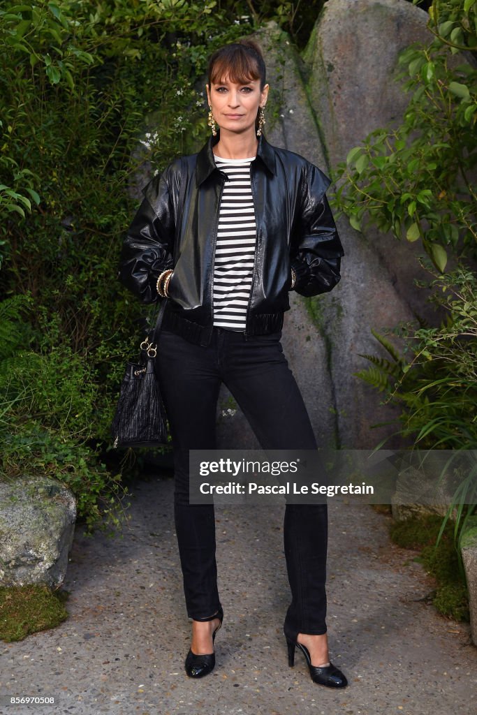 Chanel : Photocall - Paris Fashion Week Womenswear Spring/Summer 2018