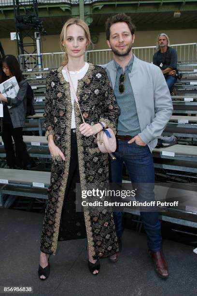 Lauren Santo Domingo and Derek Blasberg attend the Chanel show as part of the Paris Fashion Week Womenswear Spring/Summer 2018 on October 3, 2017 in...